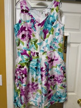 VNT-R & K women’s Floral Satin Fit-and-Flare Dress in White, Pink/ Fushia & Blue